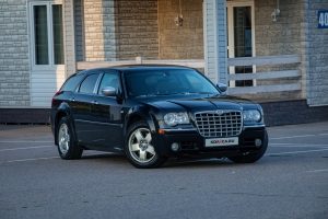 Редкость в кубе: опыт владения Chrysler 300С Touring