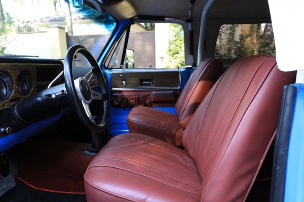V8, рессоры и постоянный полный привод: опыт владения Chevrolet Blazer K5 1974
