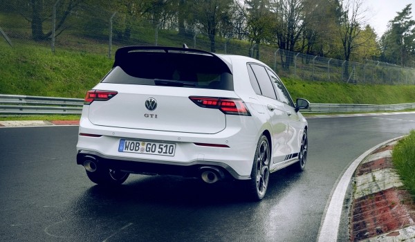 Обновленный Volkswagen Golf GTI Clubsport сохранил прежний «заряд»