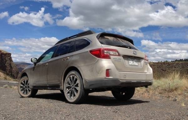 Subaru Outback, год 2015-й: пошло ли обновление на пользу?