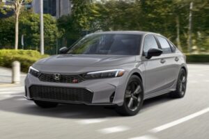 Обновлена Honda Civic Si: эксклюзив с турбомотором и «механикой»