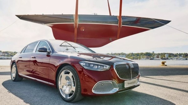 Mercedes-Maybach S 680 прикинулся дорожной яхтой