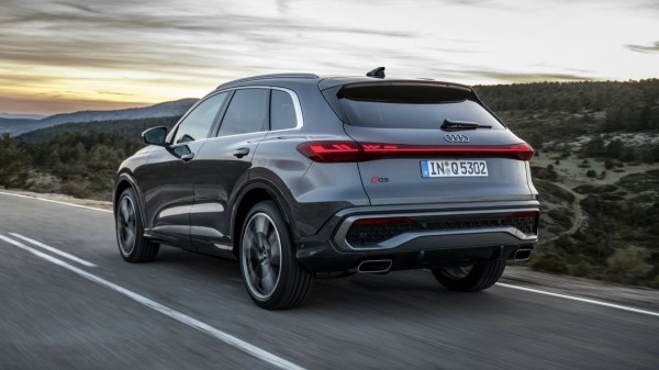 Представлен кроссовер Audi Q5 третьего поколения