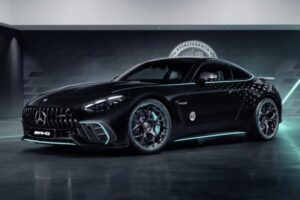 Дайджест дня: коллекционный AMG GT, обновленная Omoda C5 и другие события индустрии